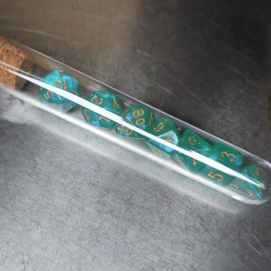 7Pcs/Set Green Dice Set D&D COC RPG Fantasy Potion Bottle Dungeons and Dragons DnD Desktop Game Accessories